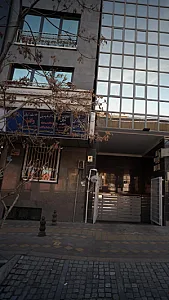 دکتر دیسک گردن سیاتیک ارتروز متخصص کایروپرکتیک