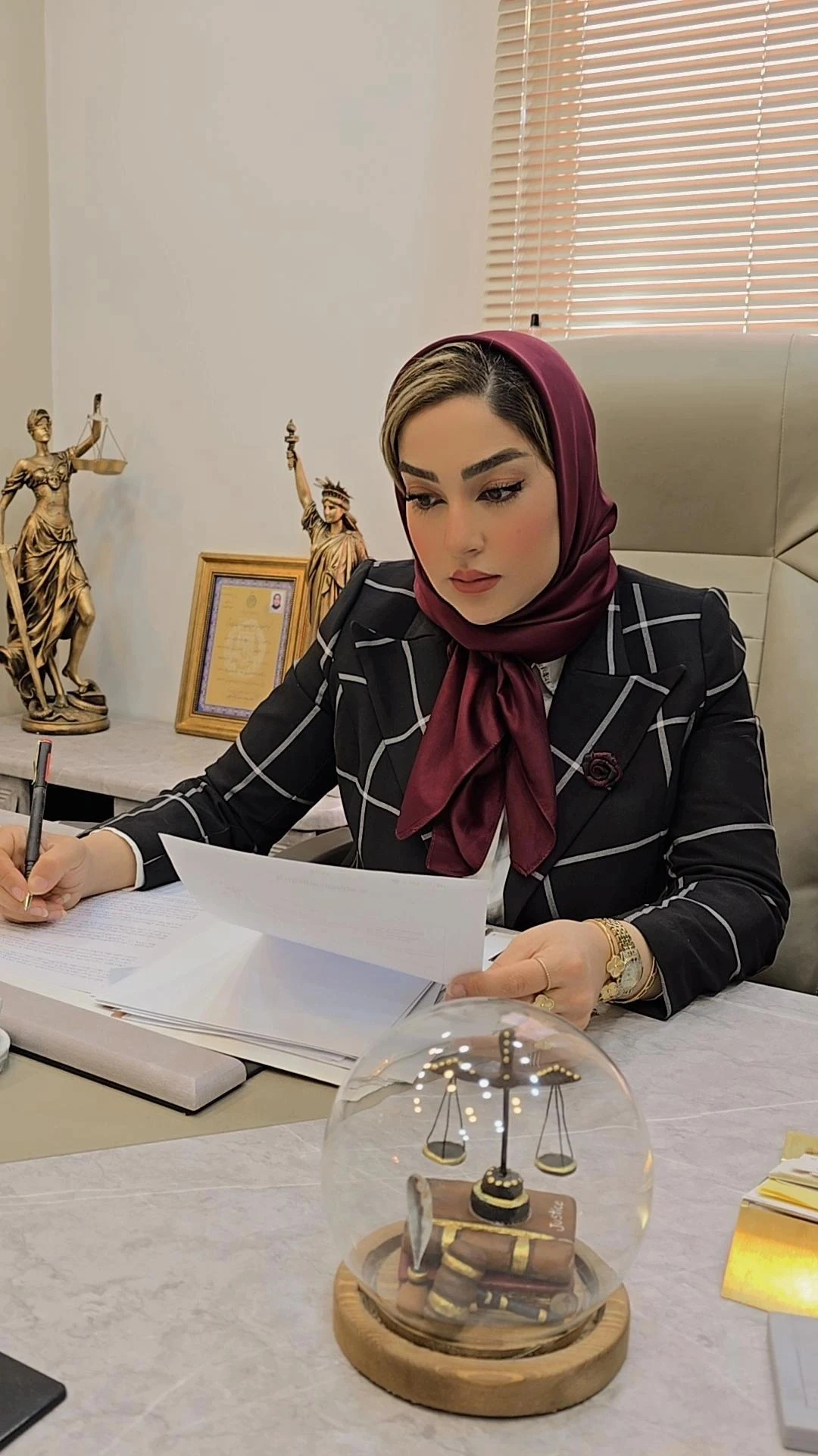 وکیل هستی رحمتی