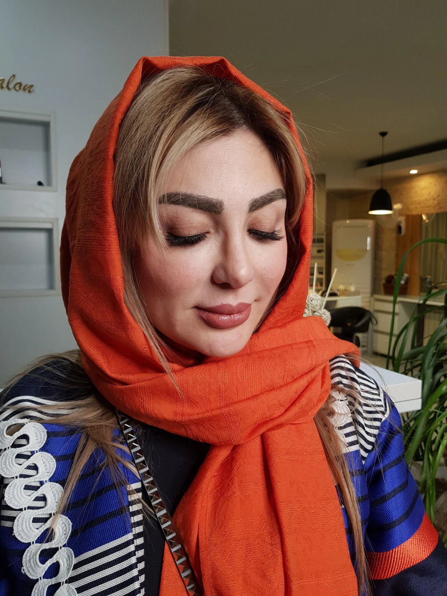 خدمات تخصصی اکستنشن مژه با ۱۴ سال سابقه ژاله - تصویر 4