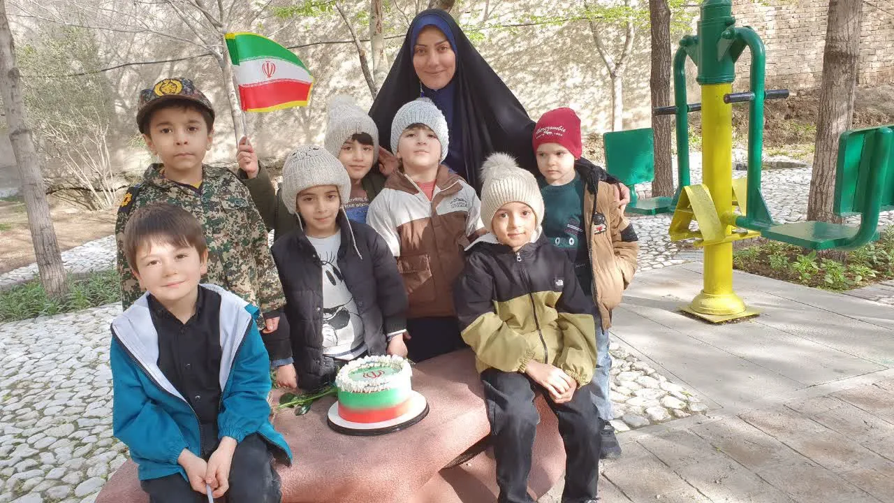 کودکستان و ادبستان آسمانی ها - تصویر 5