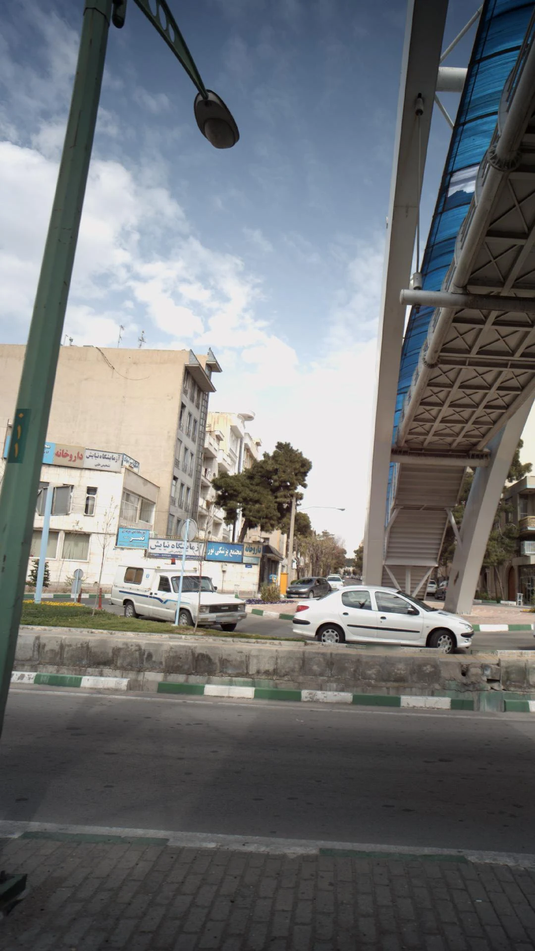 آزمایشگاه تشخیص طبی شبنم