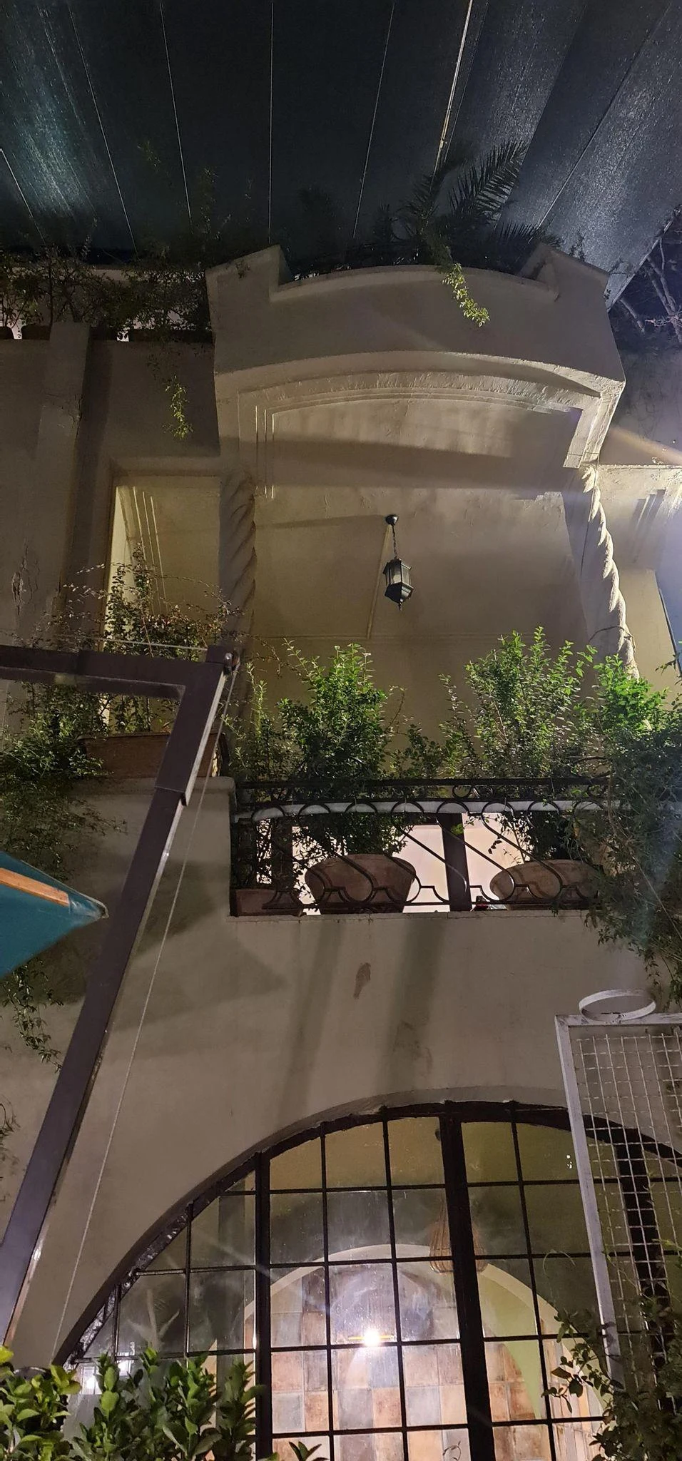 کافه تی آرت - تصویر 3