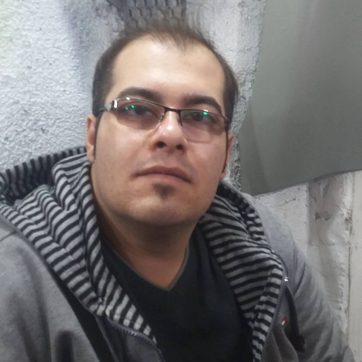 جواد شیرزاد - شیرآلات و سرامیک بهداشتی در تهران