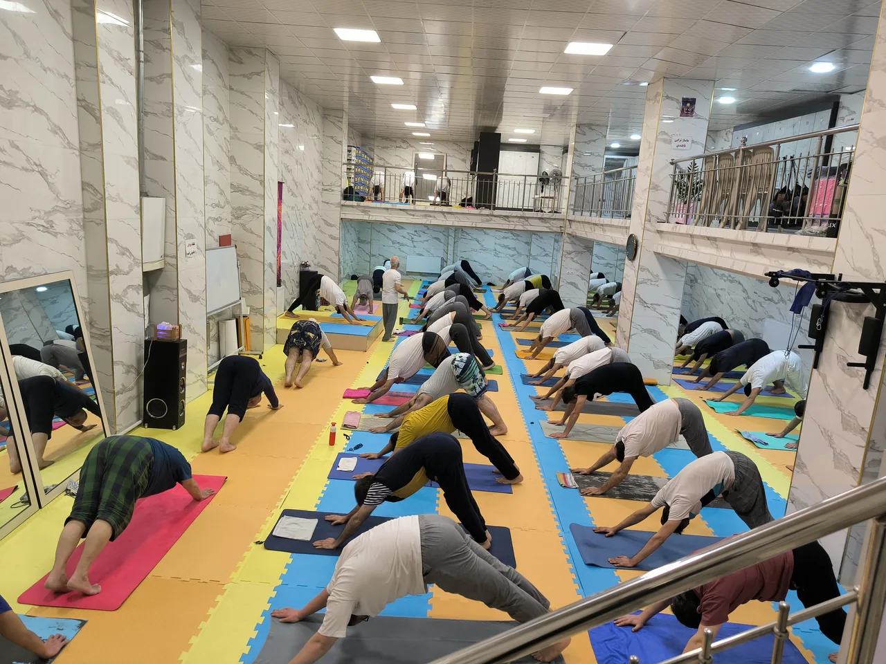 باشگاه یوگا خورشید - تصویر 2