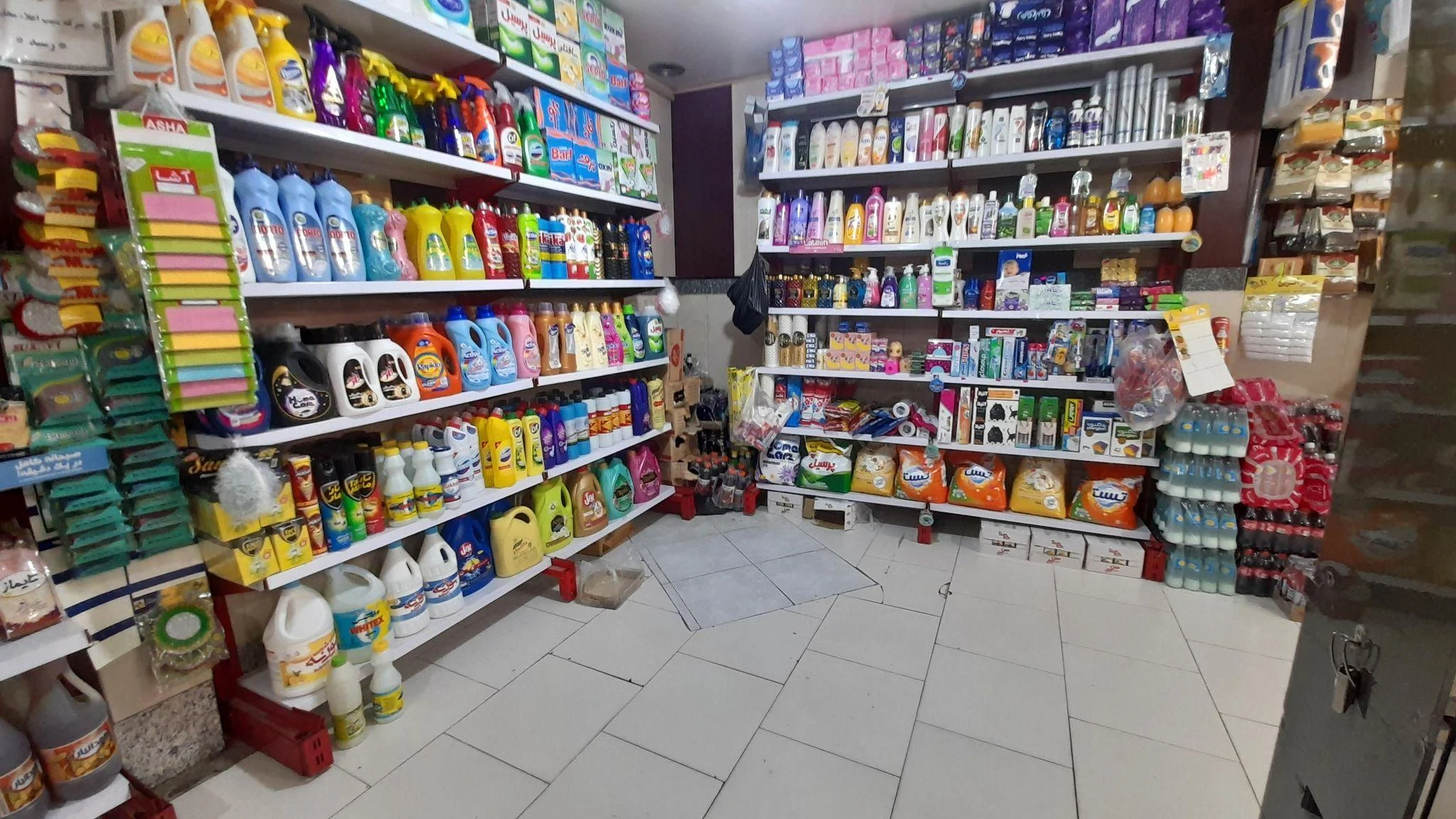 فروشگاه مواد غذایی و شوینده علی دایی - سوپرمارکت در تهران - تصویر 3