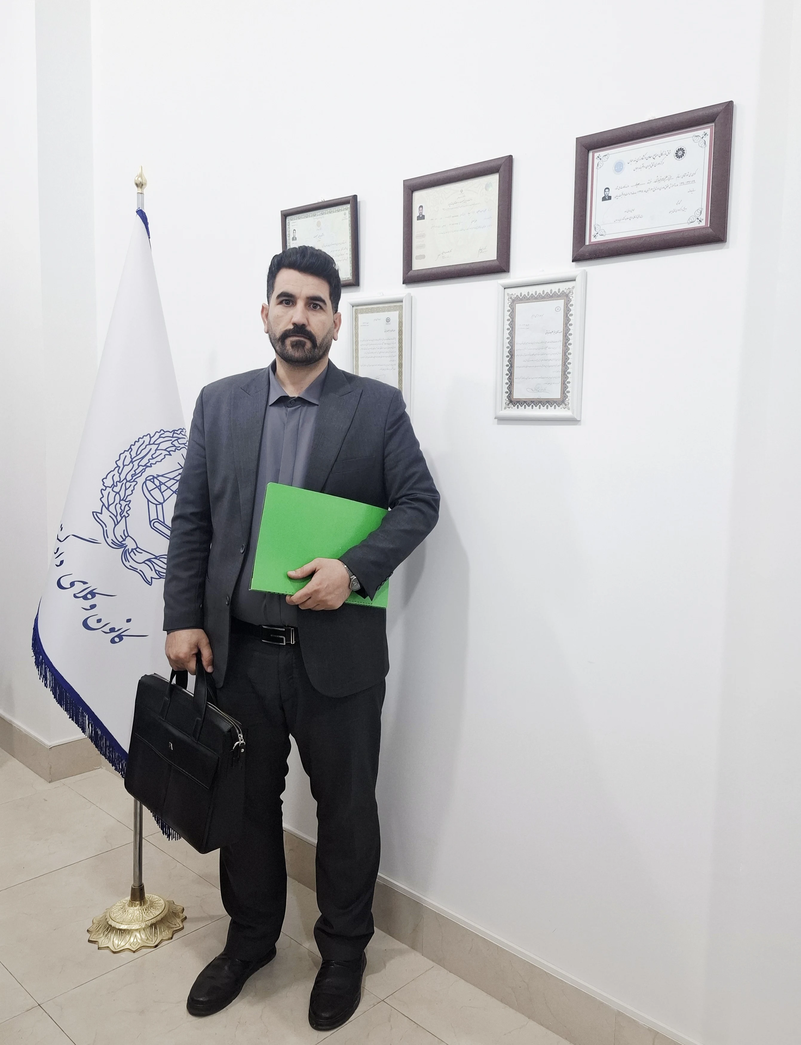 امیرصدرا علیزاده وکیل پایه یک دادگستری - دفتر وکالت در تهران