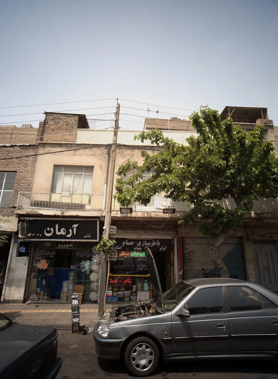 باطری سازی حسام - تصویر 2