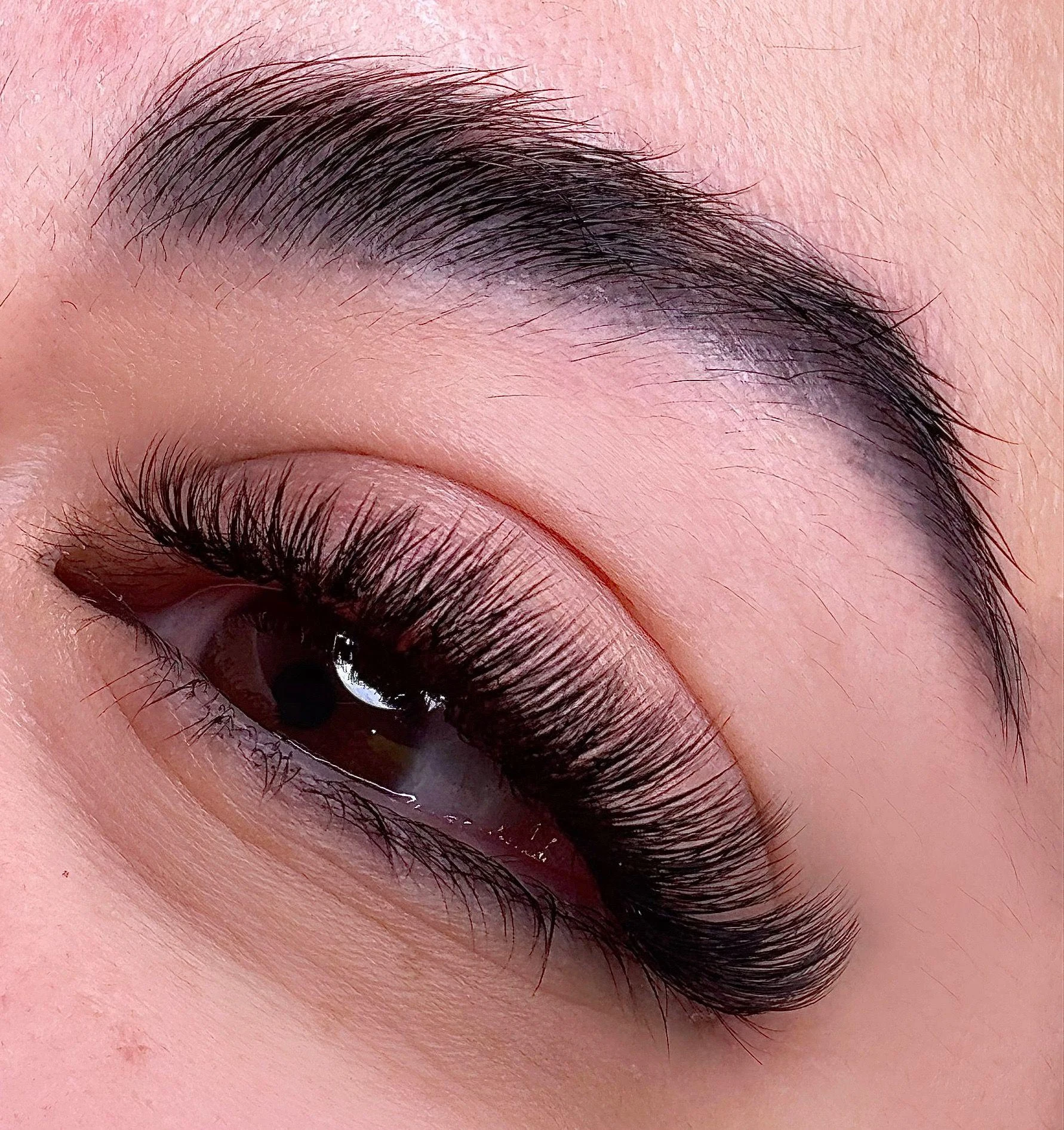 اکستنشن مژه و لیفت و لمینت مژه و ابرو - آرایشگاه زنانه در تهران - تصویر 4