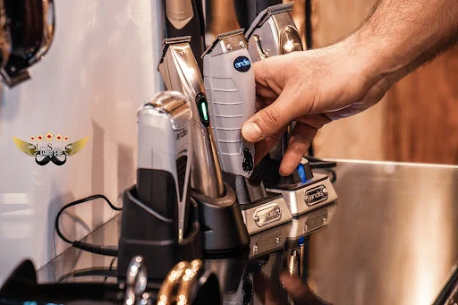 آرایشگاه مردانه قیچی دوست داشتنی