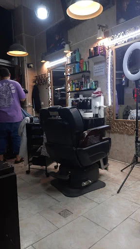 آرایشگاه مردانه قیچی دوست داشتنی