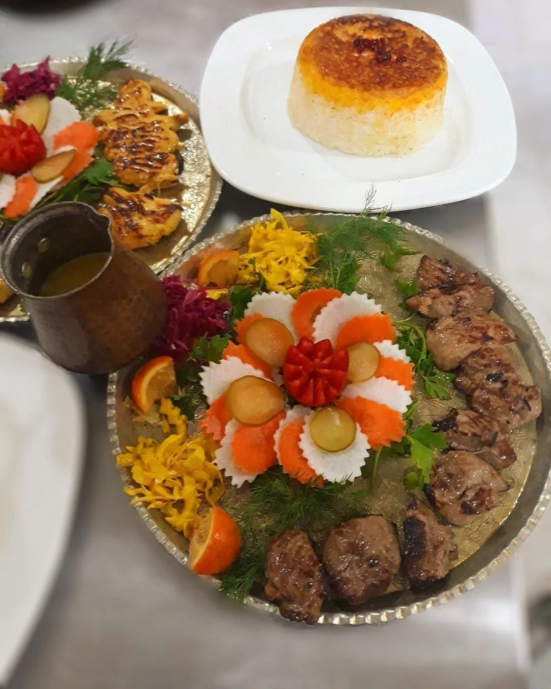 باغ رستوران مهروماه - تصویر 4