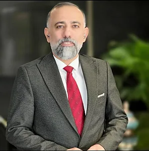 مشاور حرفه ای املاک