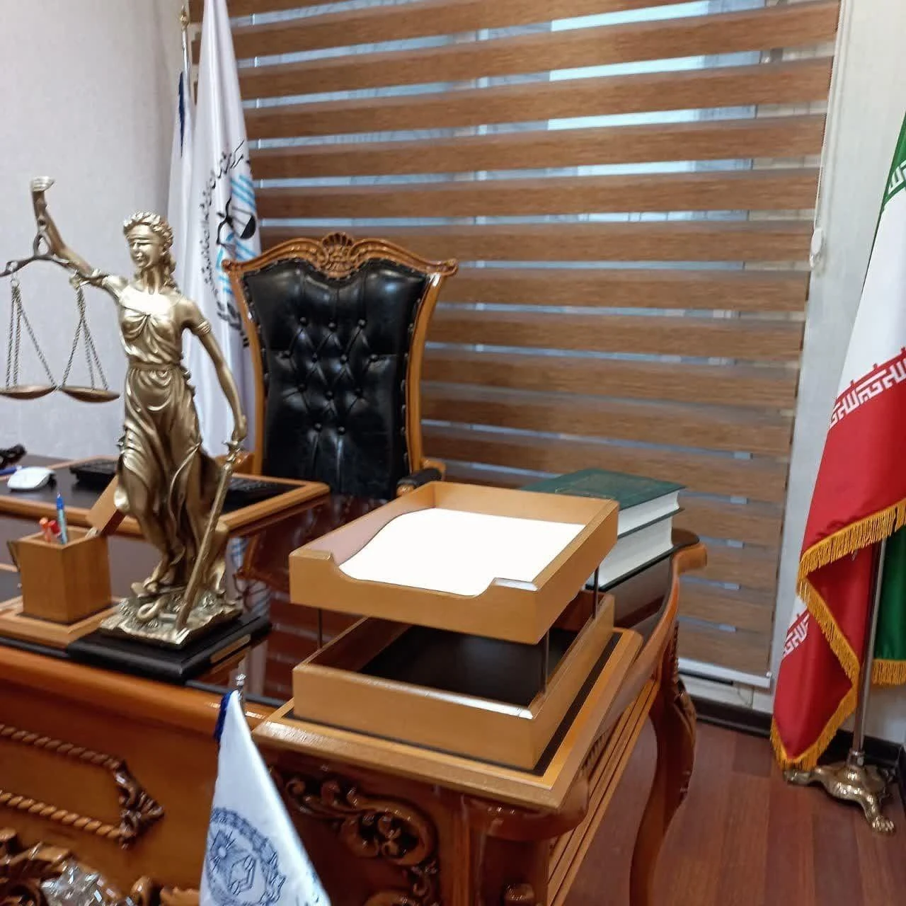 وکیل مهتاب آرمان نیا