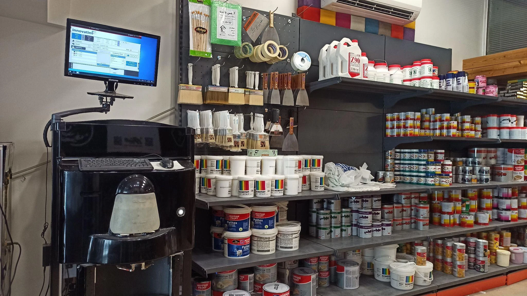 فروشگاه رنگ، چسب و ابزار مینیاتور - رنگ و ابزار ساختمانی در تهران