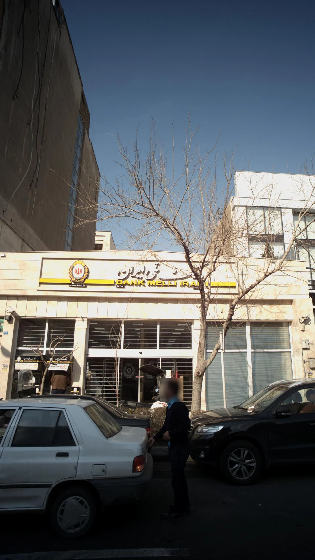 بانک پاسارگاد شعبه خیابان شهید بهشتی - تصویر 2