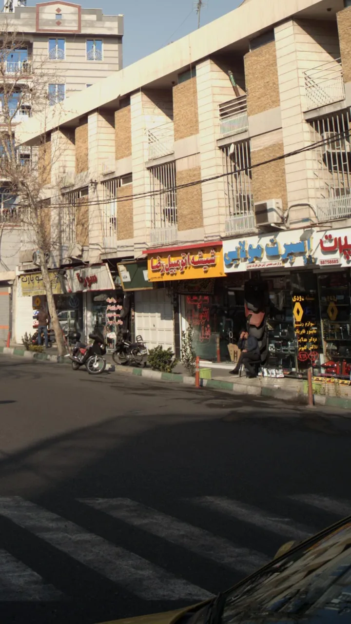 شیشه اتومبیل رضا - تصویر 2
