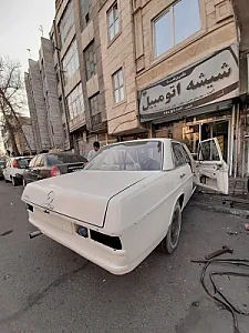 شیشه اتومبیل علیرضا