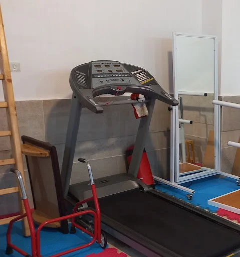 کلینیک فیزیوتراپی حکمت