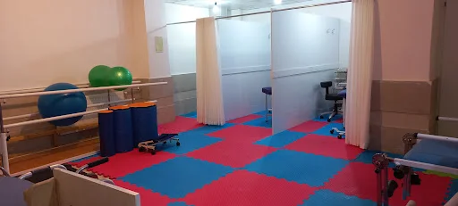 کلینیک فیزیوتراپی حکمت