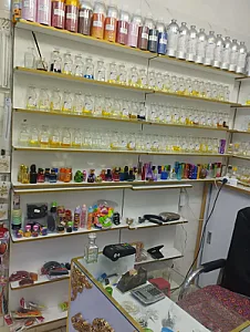 عطر لوزی