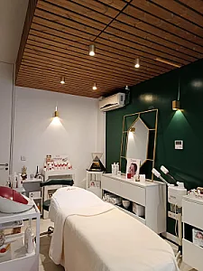 مطب دکتر مهتاب مستوفی زاده