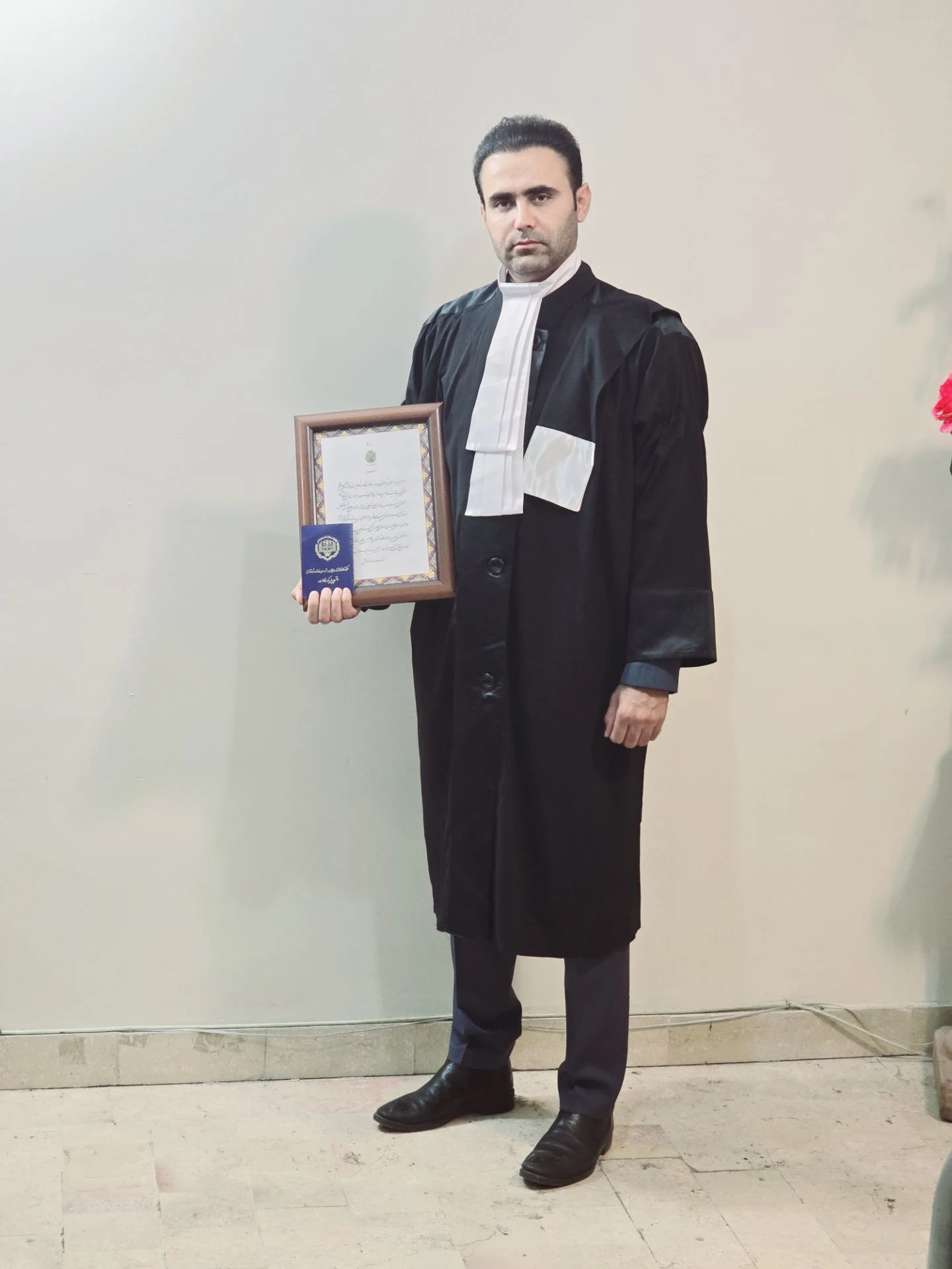 وکیل پایه یک دادگستری ماهریان