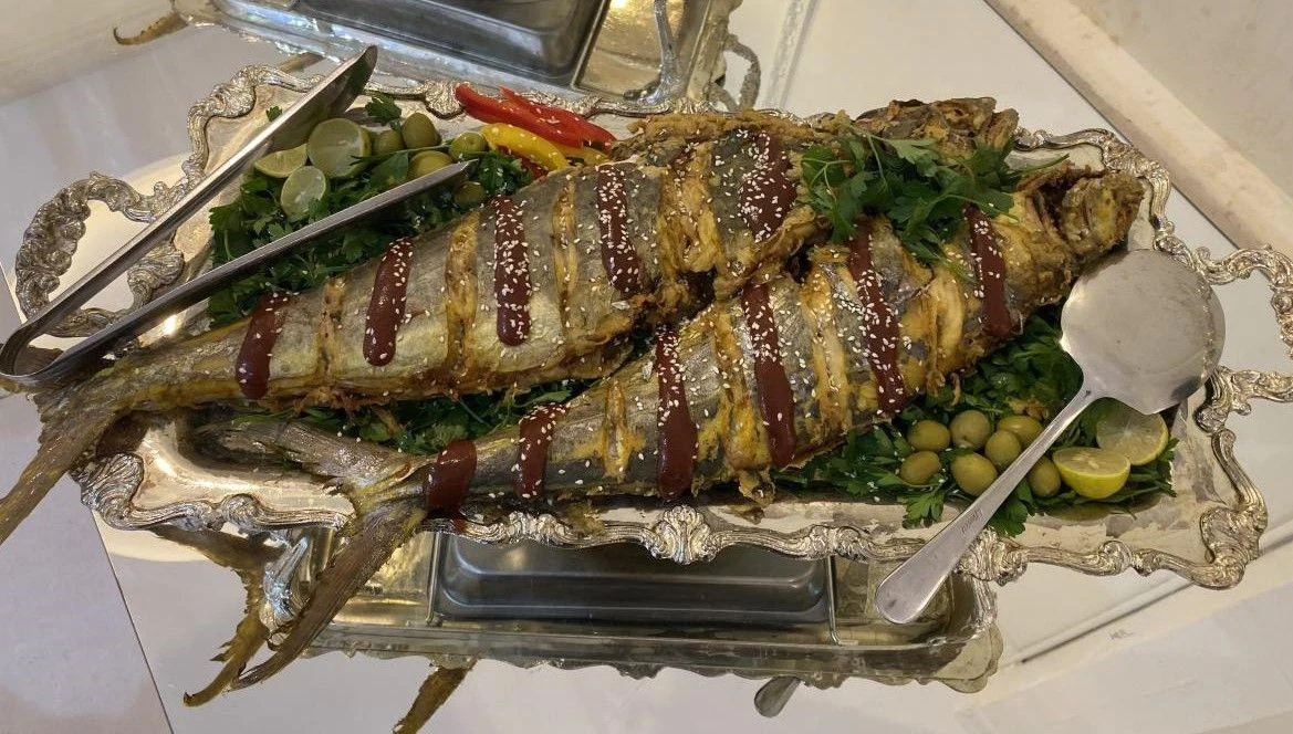 شرکت تهیه و سرو غذای قریشی