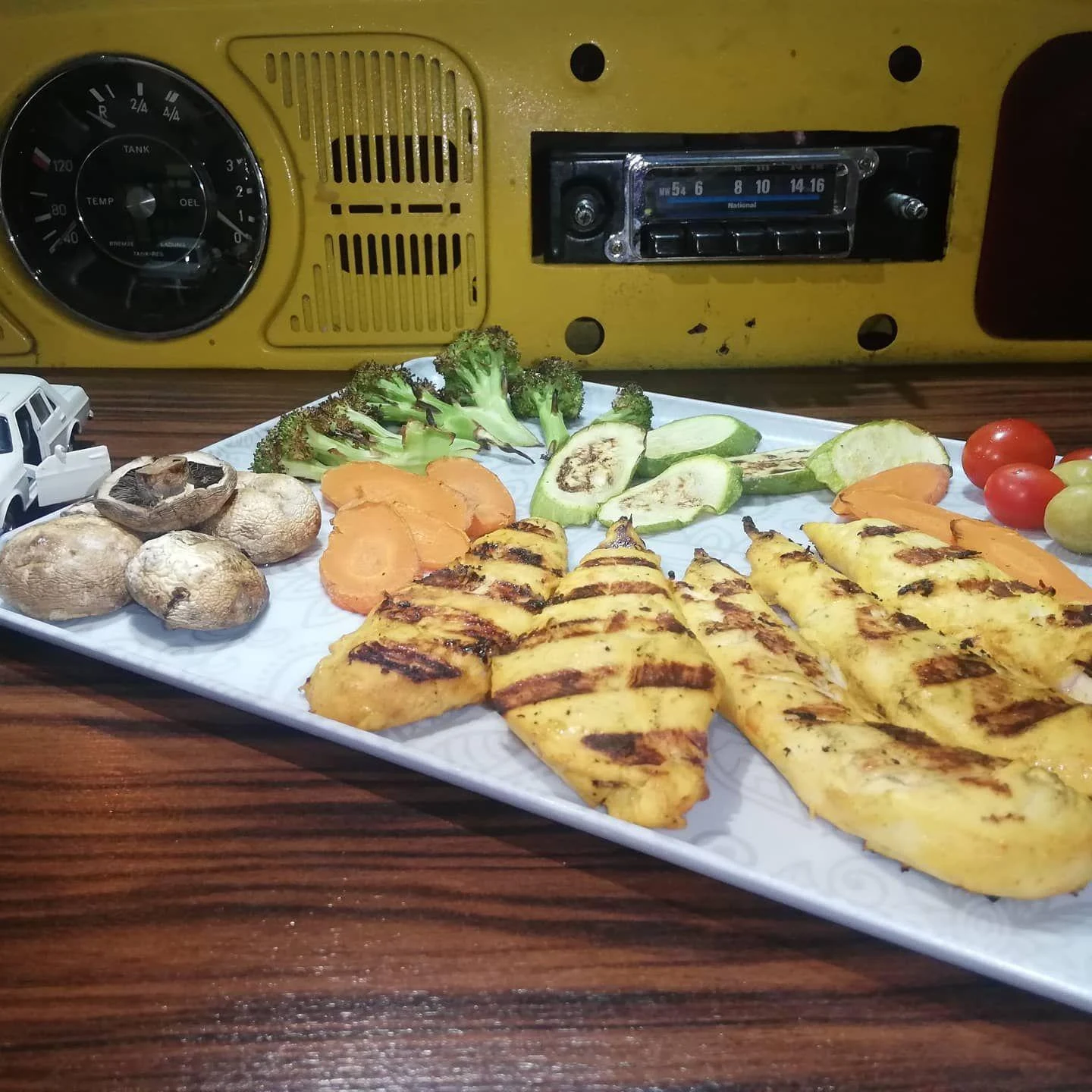 فست فود گاراژ - تصویر 2