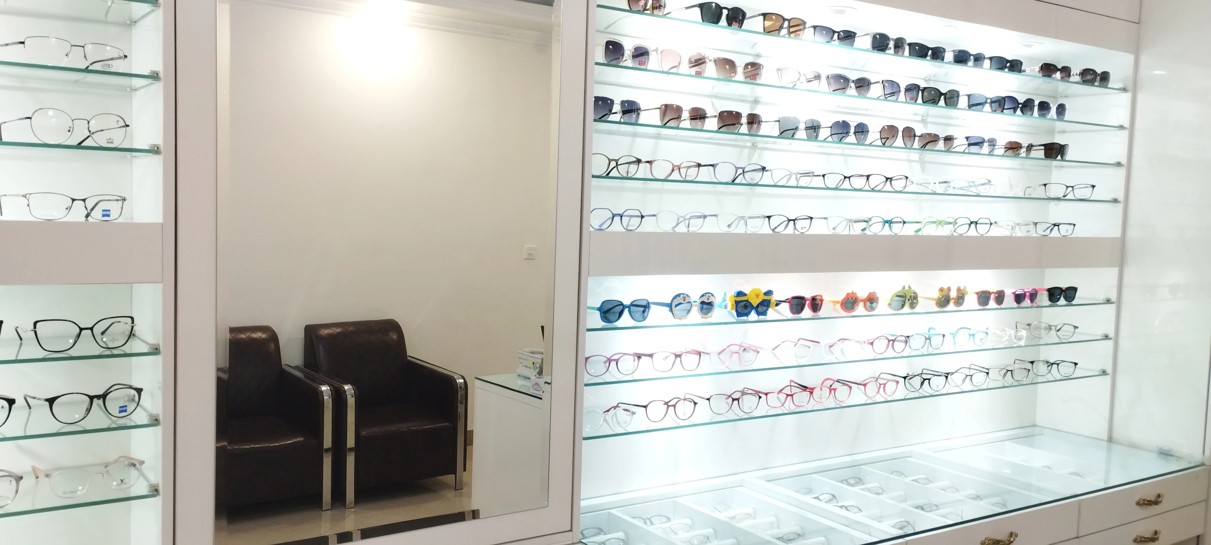 کلینیک تخصصی بینایی سنجی و عینک دیدآرا - عینک و اپتیک (طبی و فروش) در تهران