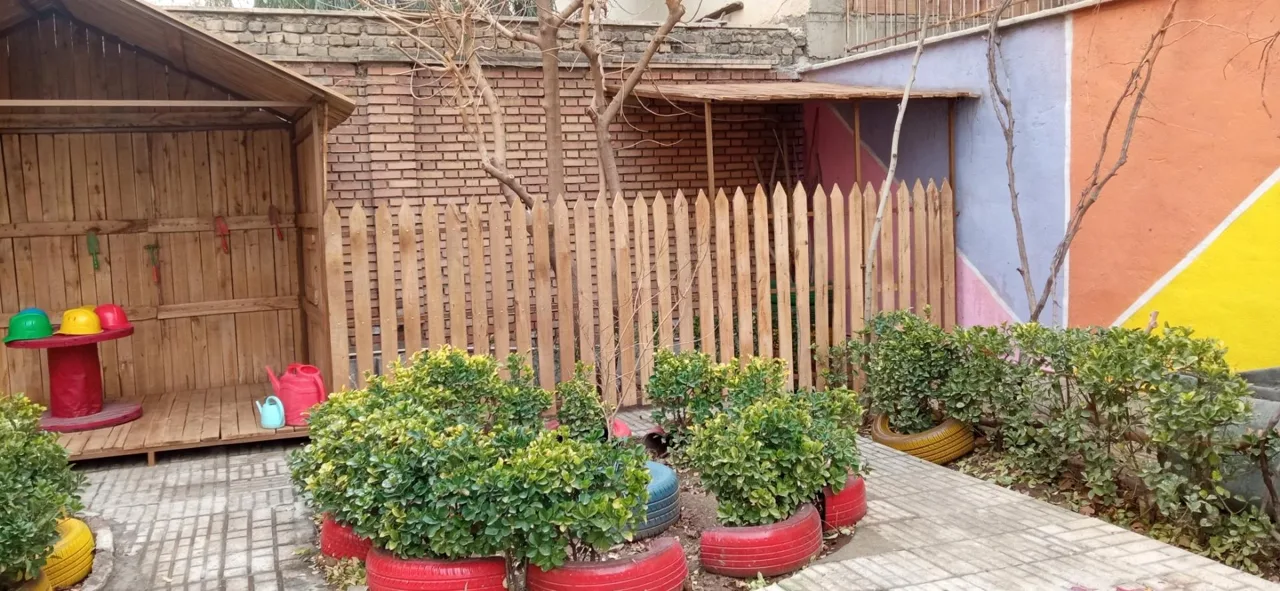 مهدکودک و پیش دبستانی پادهانیس - تصویر 4