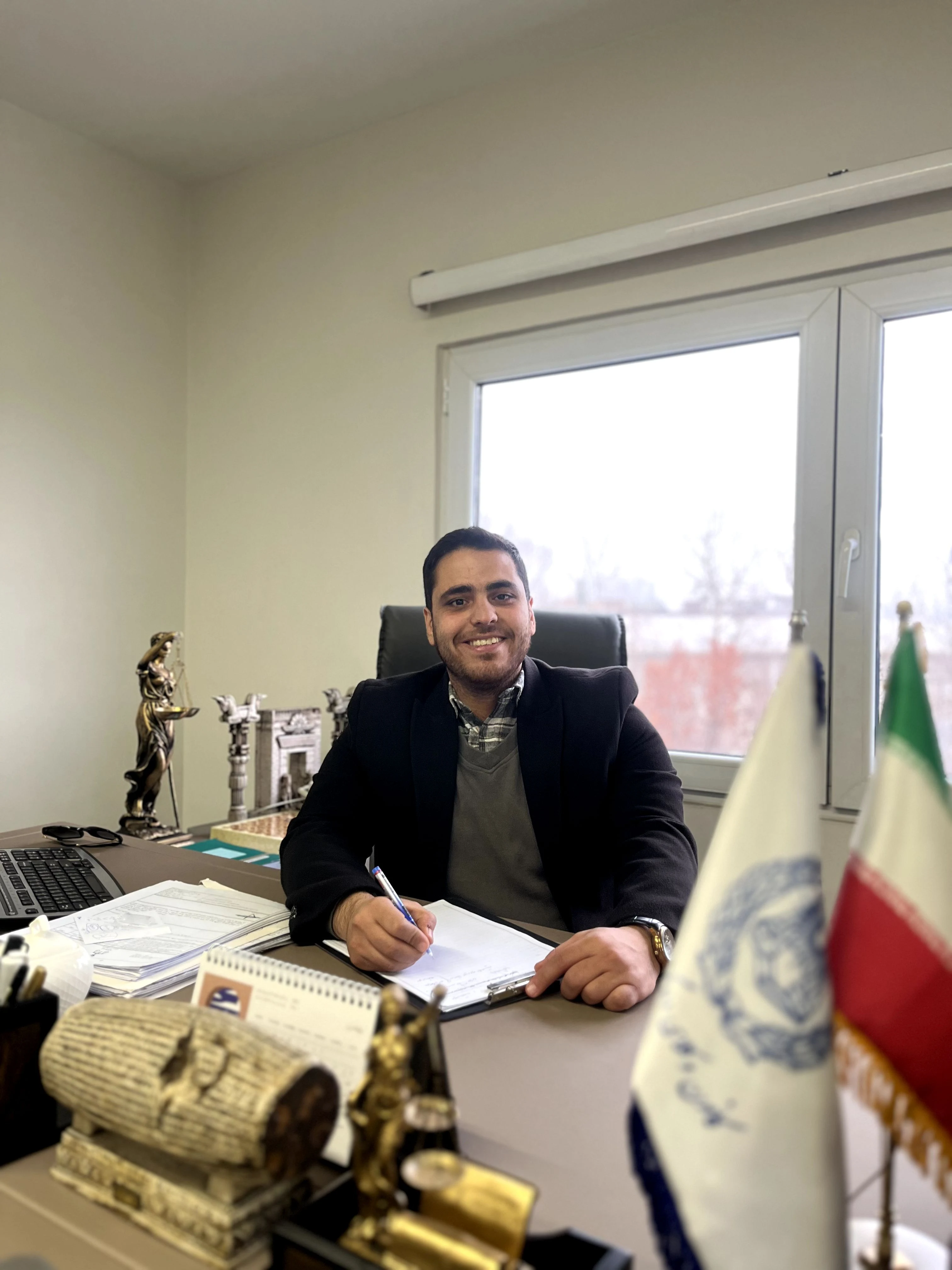 شاهین زینلی وکیل پایه یک دادگستری