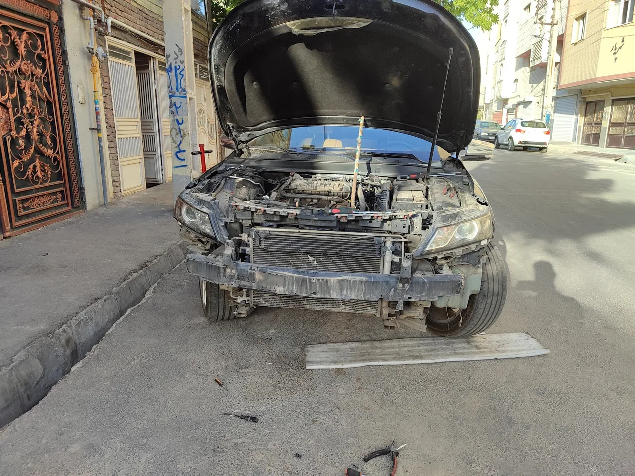 خدمات برق خودرویی تسلا