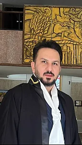 وکیل مجتبی عزیززاده