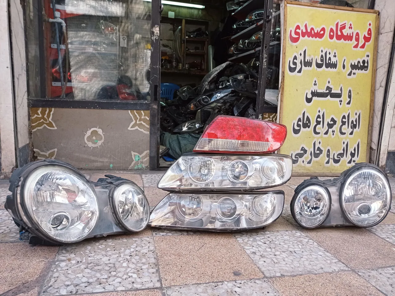 استوک صمدی - تصویر 3