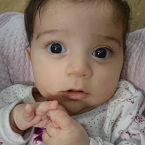 دکتر زهرا فاخر دانش