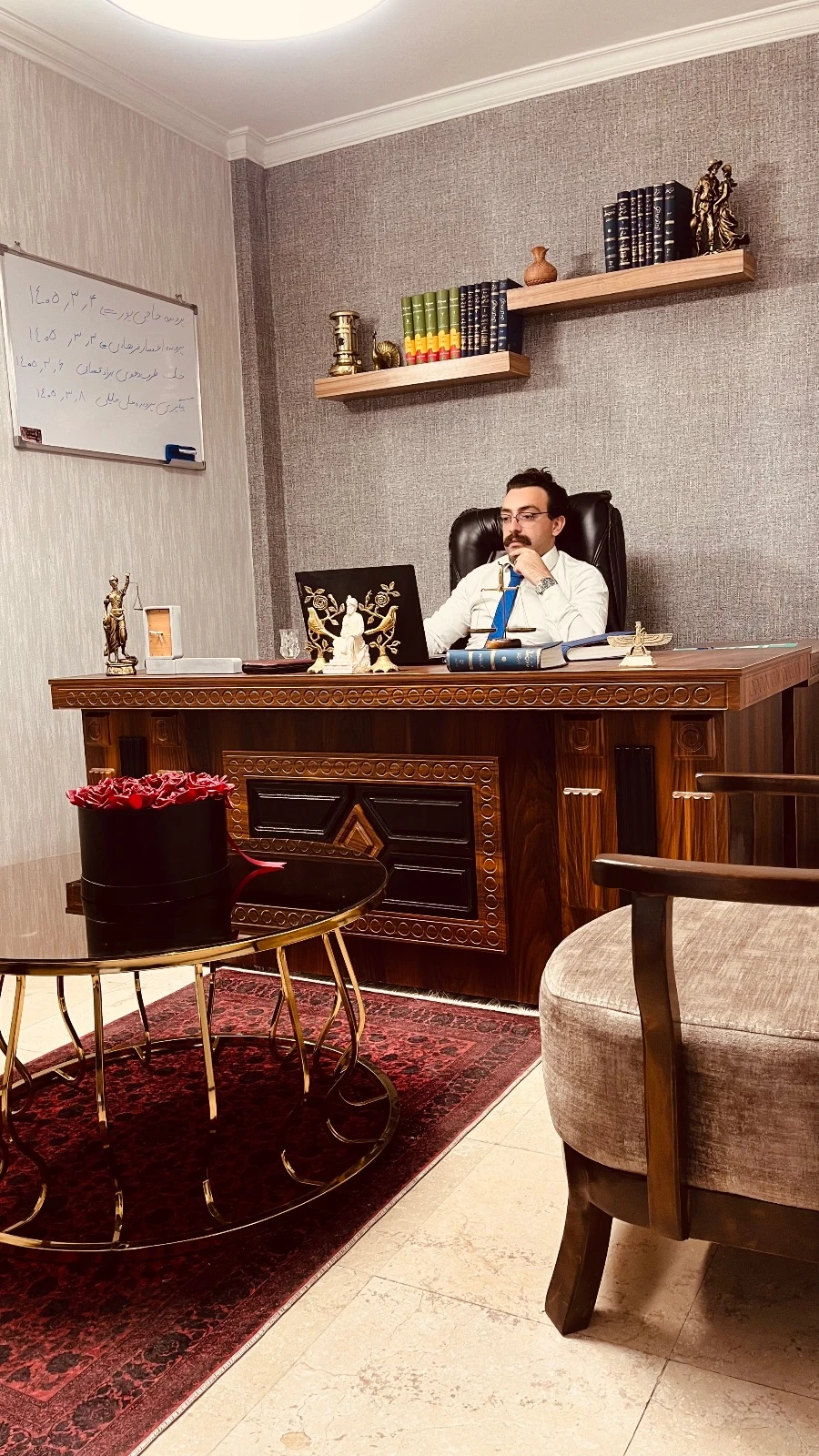 وکیل دادگستری رضا مددی