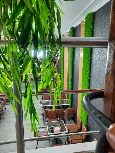 بستنی گل سرخ