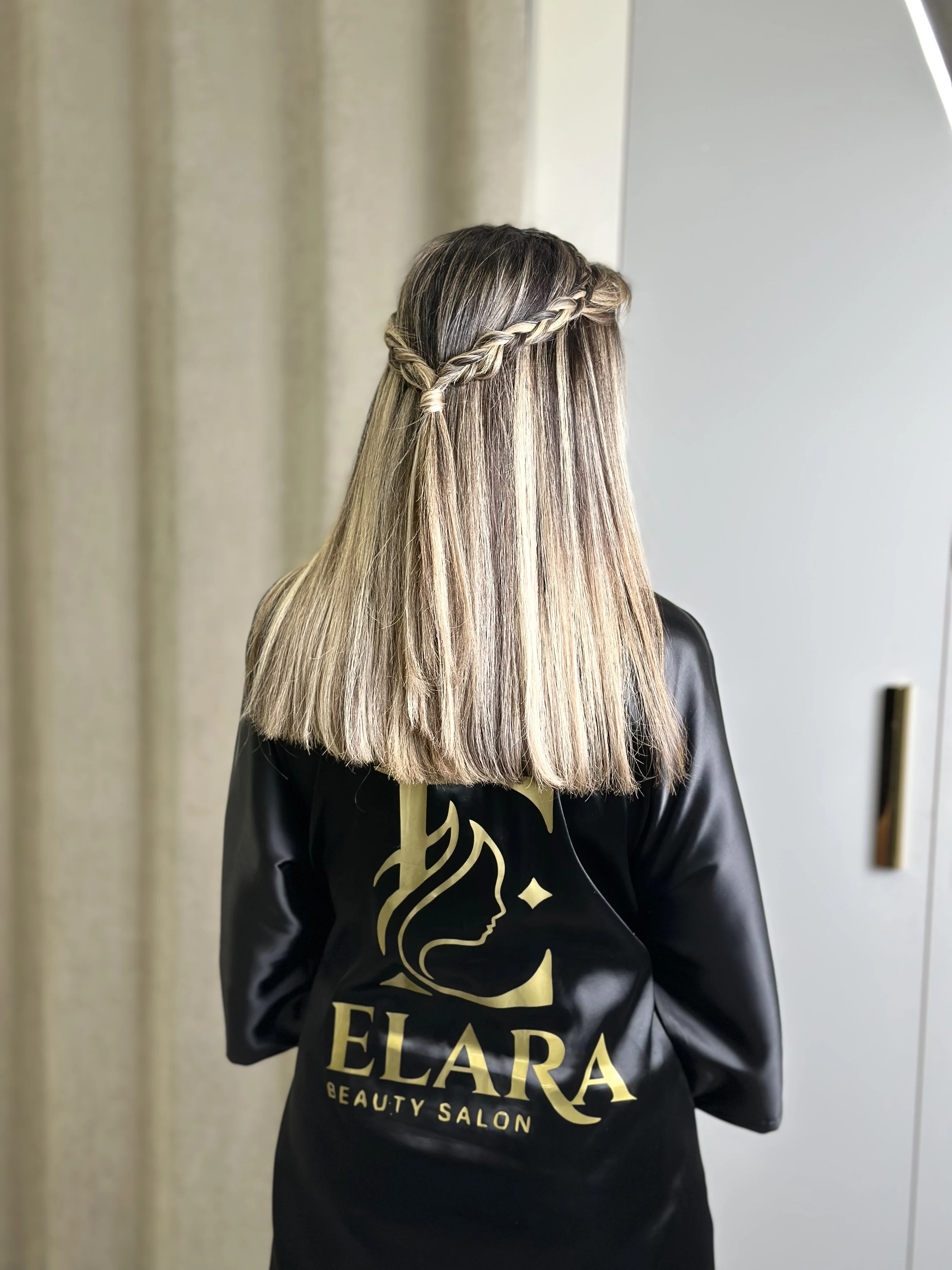 سالن زیبایی الارا