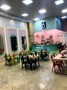 کافه بستنی باوان