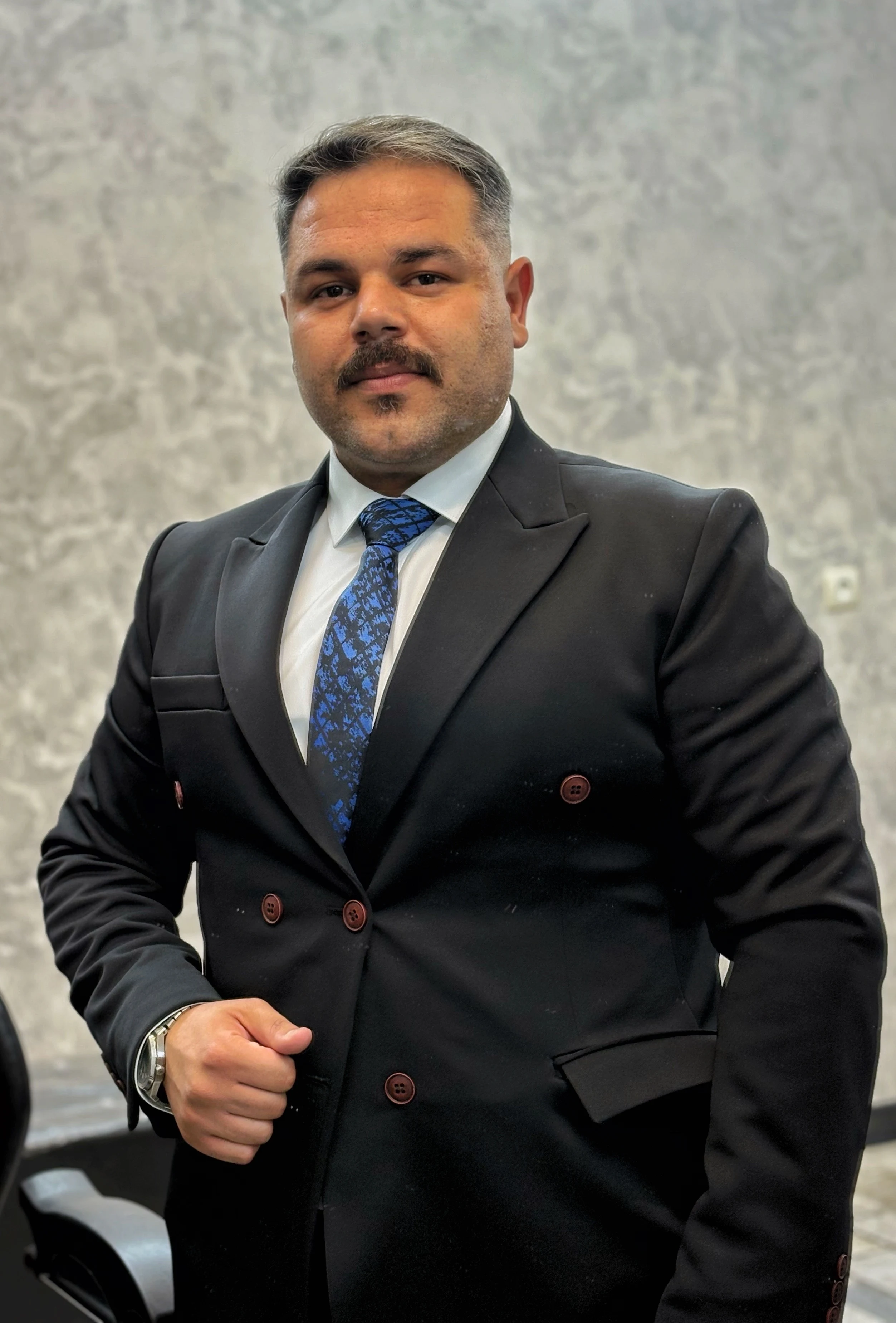 وکیل دادگستری داود ظریف