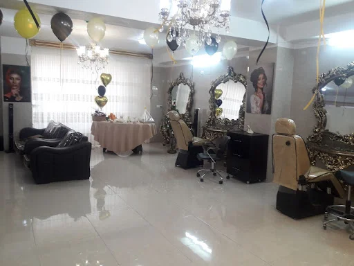 سالن زیبایی فارا