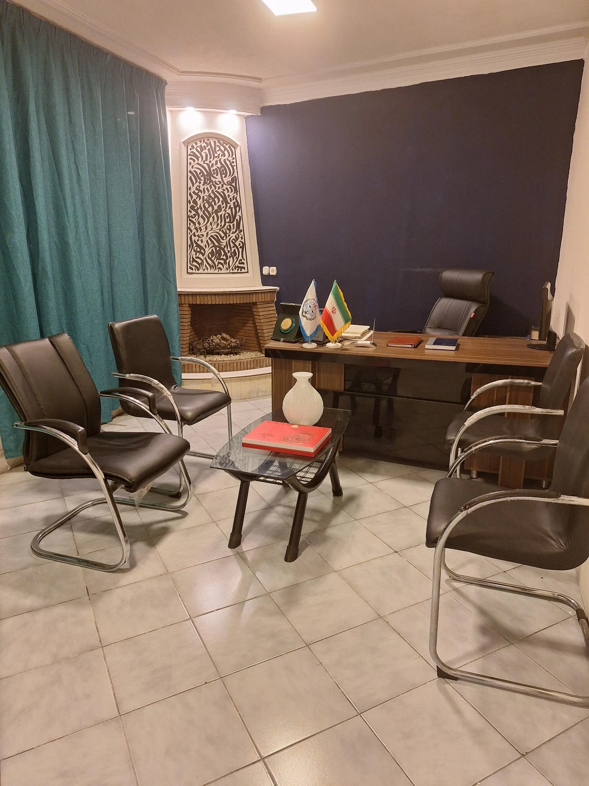 فاطمه سادات مرتضوی نزاد - دفتر وکالت در تهران