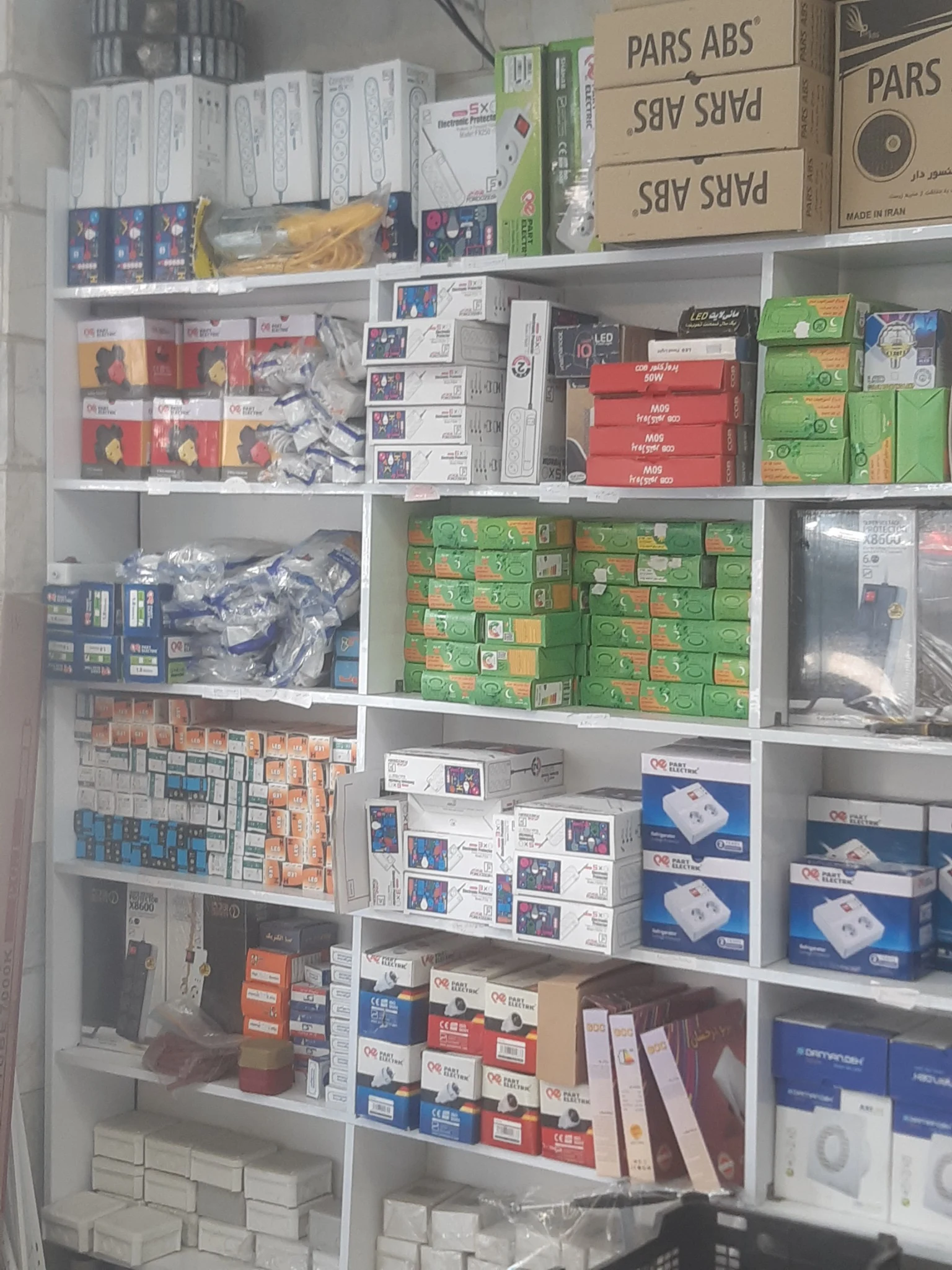 انجام کلیه خدمات دوربین و دزدگیر - دوربین مداربسته و دزدگیر در تهران