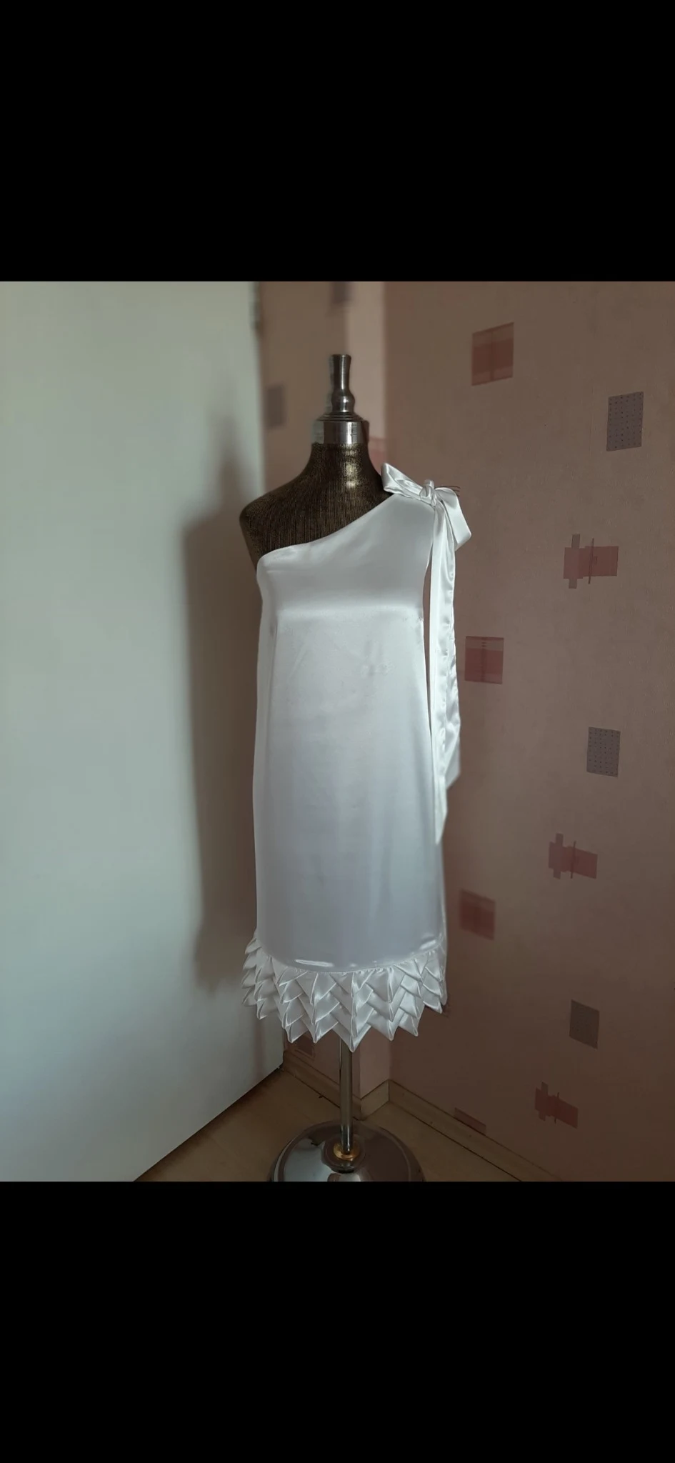 طراحی و دوخت اختصاصی لباس بانی - تصویر 2