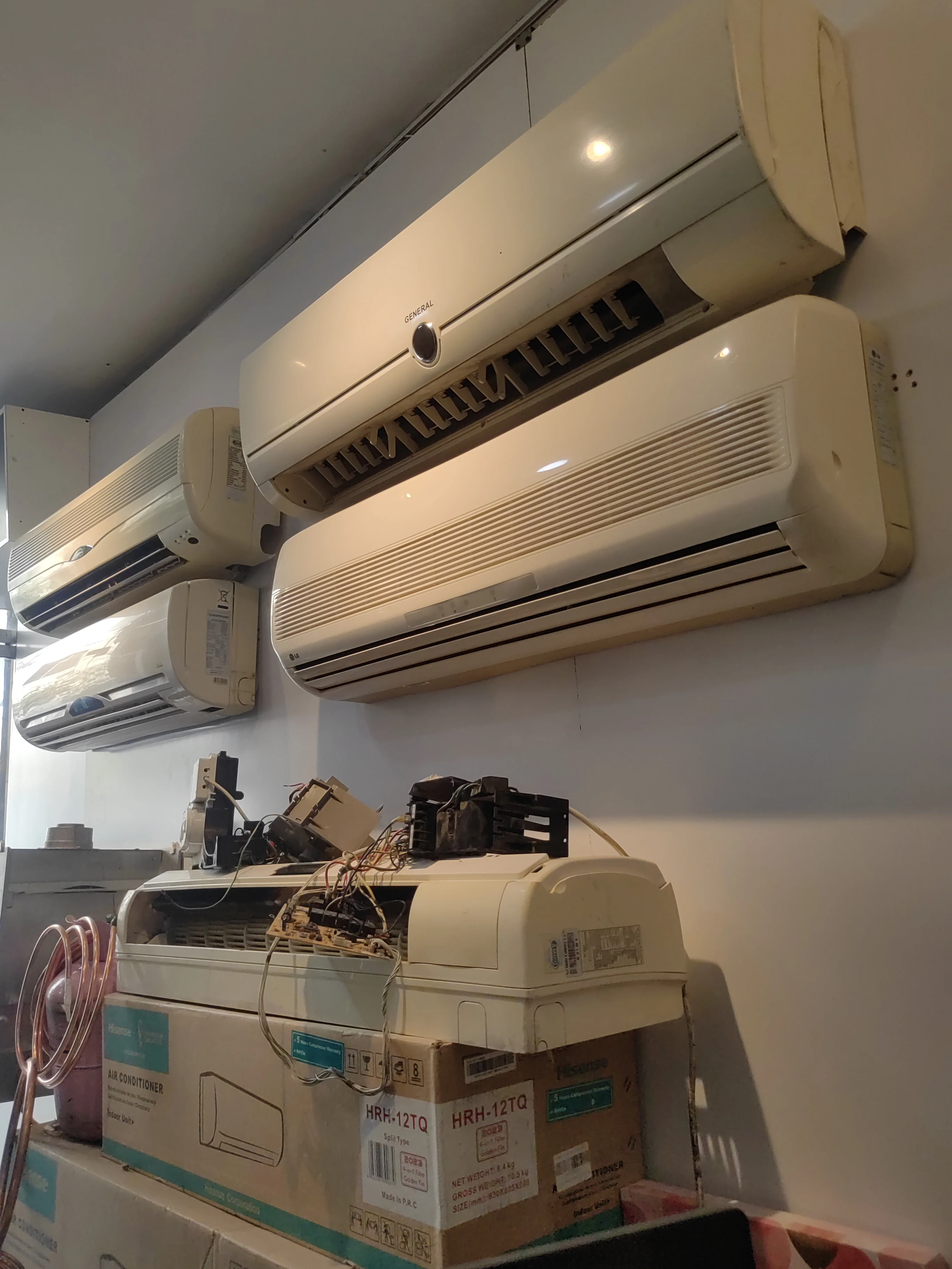 کولرگازی و پکیج ایکا (ایران چیل ایر)