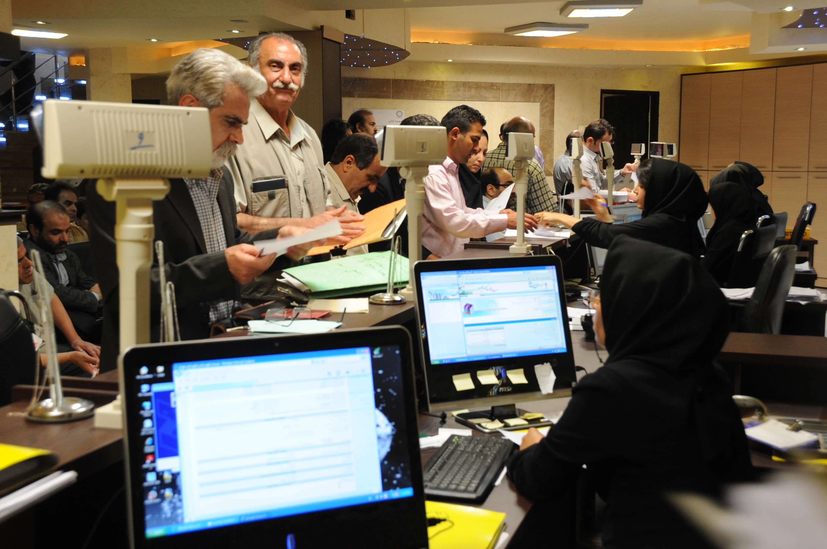 دفتر خدمات الکترونیک شهر فرخی - دفتر پست در تهران - تصویر 2