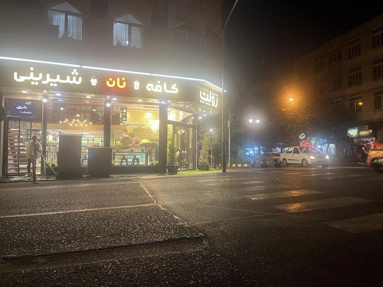 کافه قنادی رولت - تصویر 3