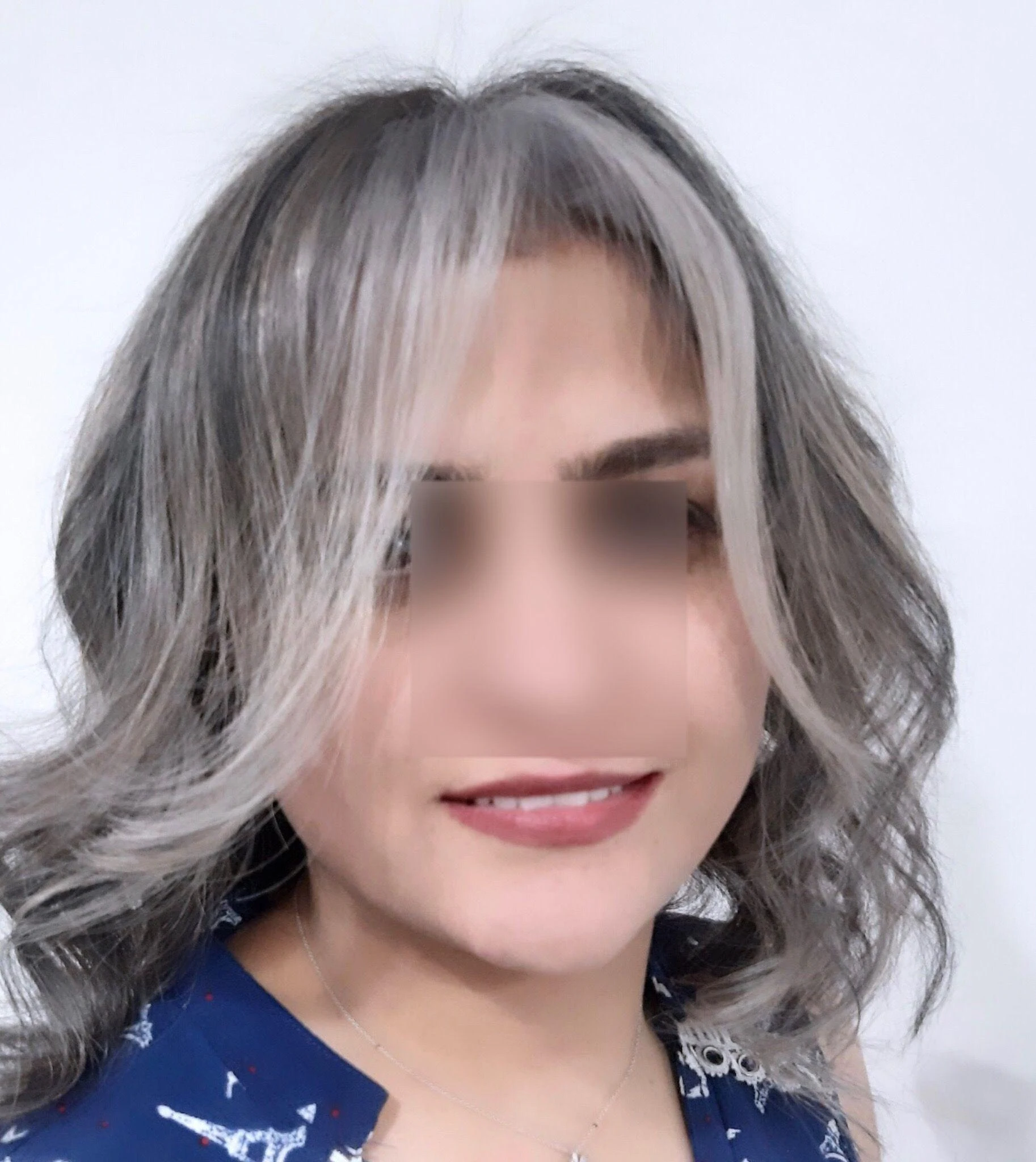 مرکز تخصصی رنگ و احیا کراتین مژده رفیعی - آرایشگاه زنانه در تهران