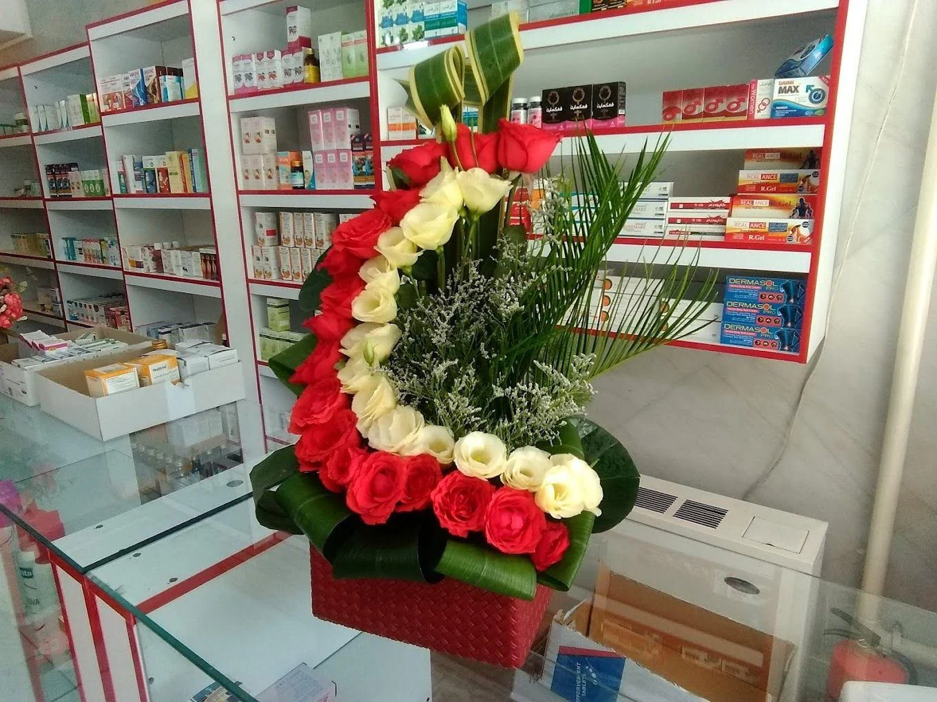داروخانه دکتر علی محمدخانی - تصویر 2