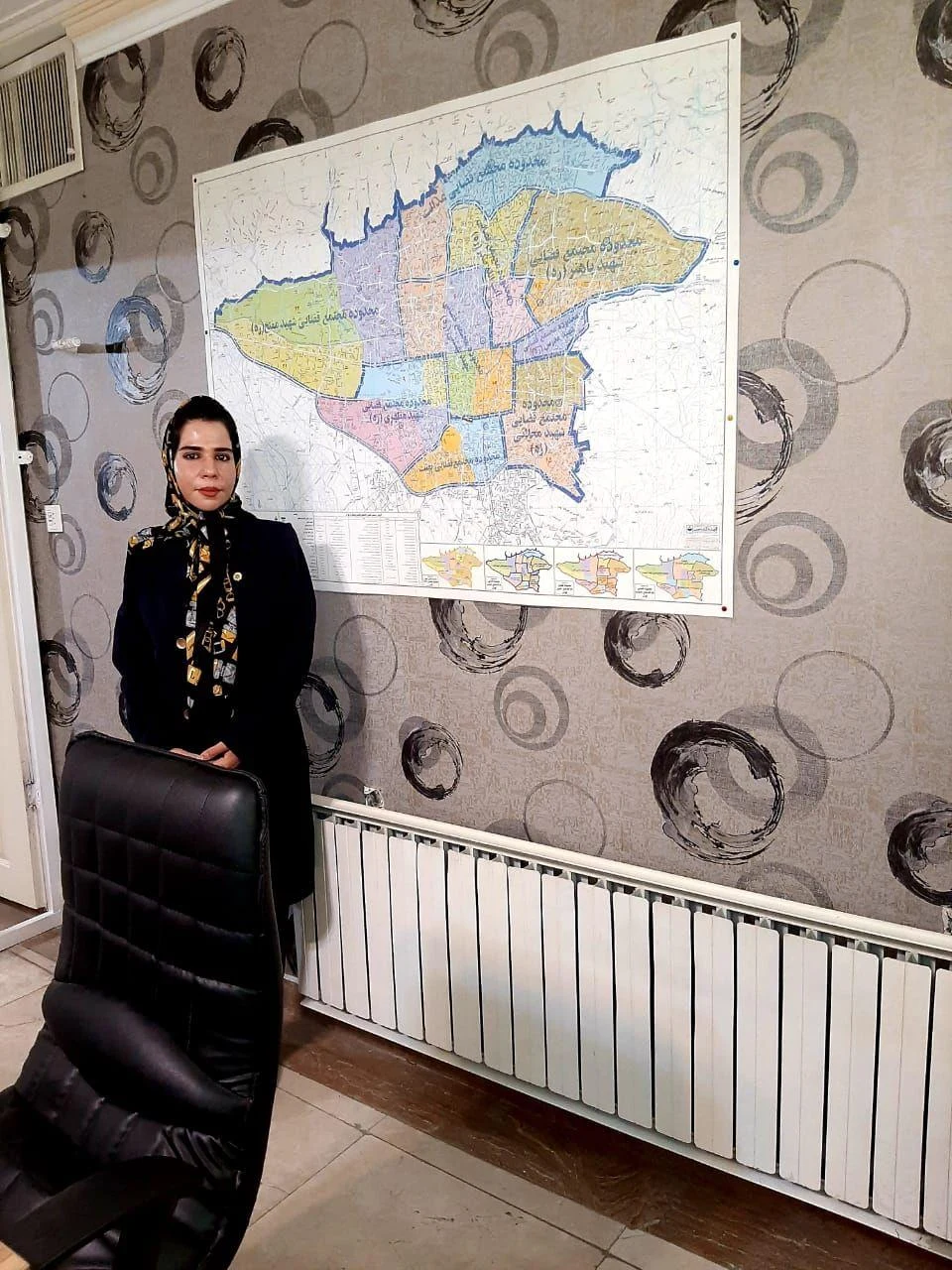 نرگس عبدالله زاده وکیل پایه یک دادگستری - تصویر 2